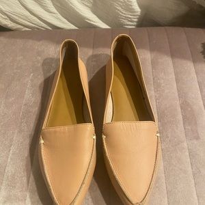 J crew Edie loafer ballet flat size 8 nude/tan never worn